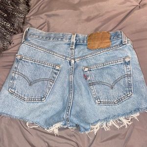 Levi’s cut off shorts